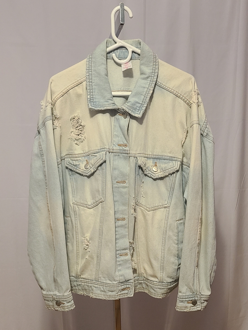No Boundaries Whitewashed Distressed Denim Jacket